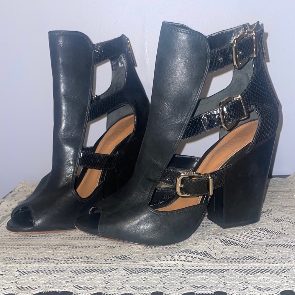 SCHUTZ black leather peep toe buckle bootie